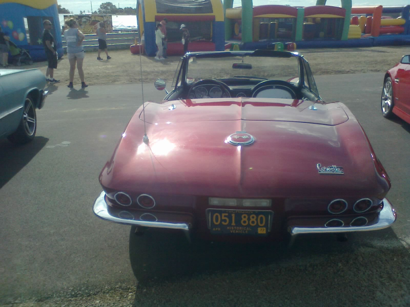 1967 ‘Vette, owned by a wonderful older couple. My camera does not do this beautiful car justice.